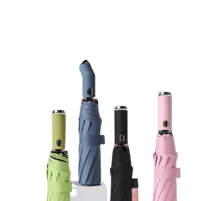 맞춤형 디자인 LED 손전등을 가진 바람 막아 세 번 접는 자동 우산