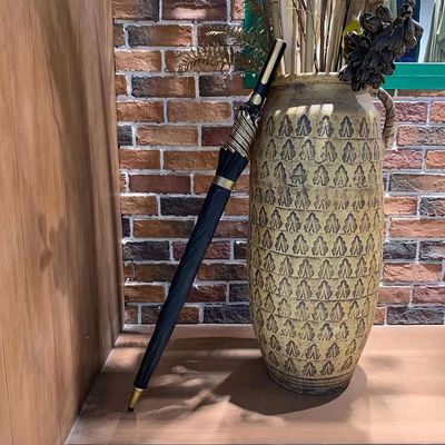 맞춤형 색상 190T 폰지 자외선 보호 금 코팅 바람 막 Lexus 골프 오토 우산